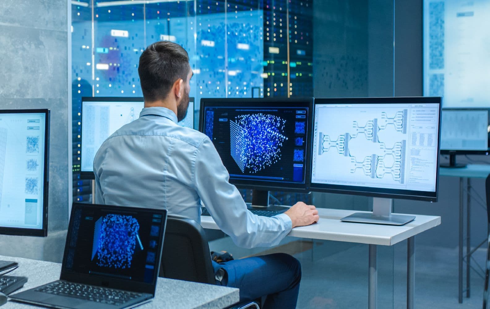 Cybersicherheit für IT- und OT-Umgebungen